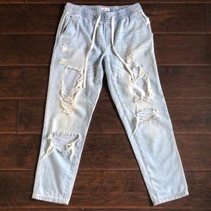 Garage Distressed Jeans